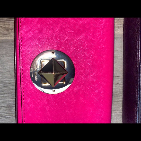 💖💖💖 KATE SPADE clutch in hot pink. EUC. 💖💖💖 - Picture 12 of 13